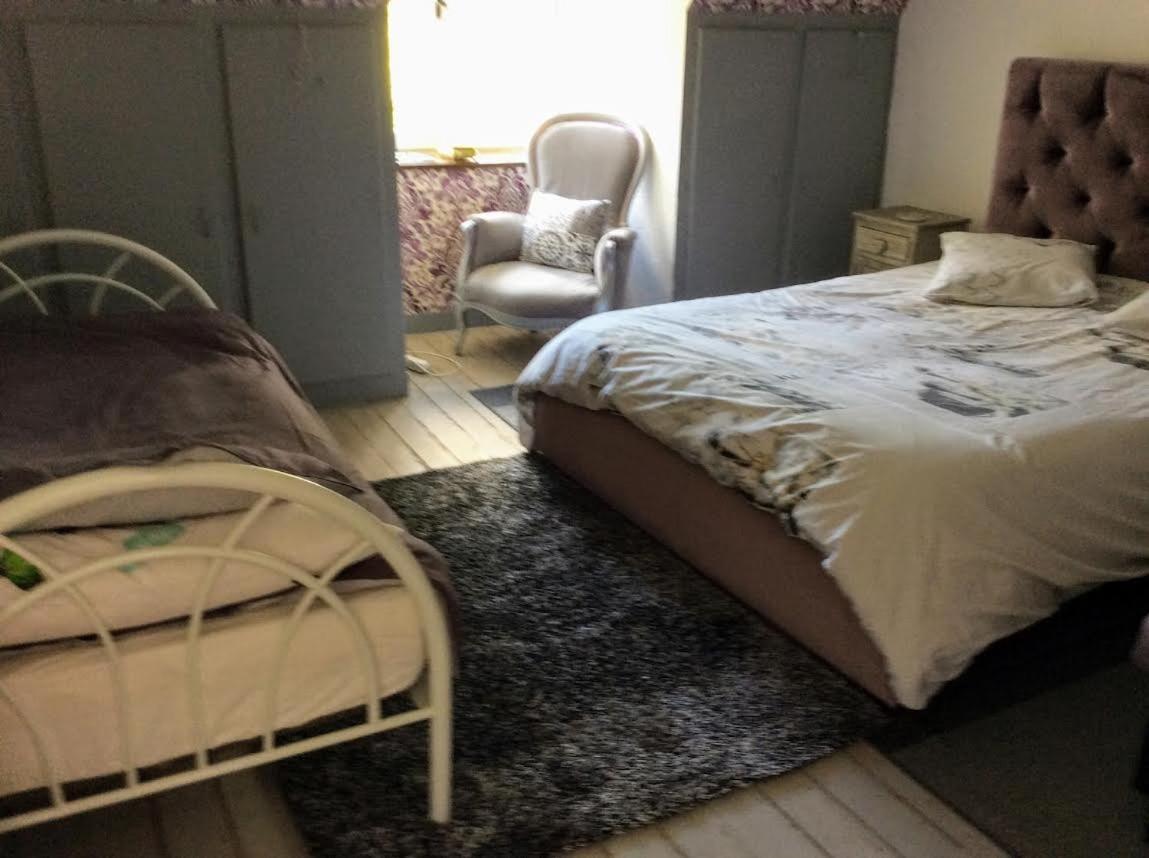 Le Chalange Bed and Breakfast Lapenty Exteriör bild