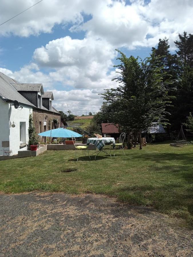 Le Chalange Bed and Breakfast Lapenty Exteriör bild